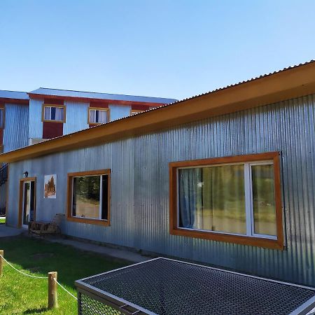 Alma Travelers Hostel El Chalten Exterior photo